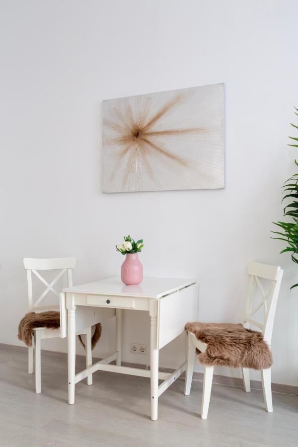 Lh Gallery Apartments Budapest Ngoại thất bức ảnh