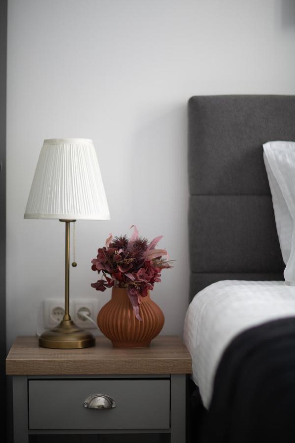 Lh Gallery Apartments Budapest Ngoại thất bức ảnh